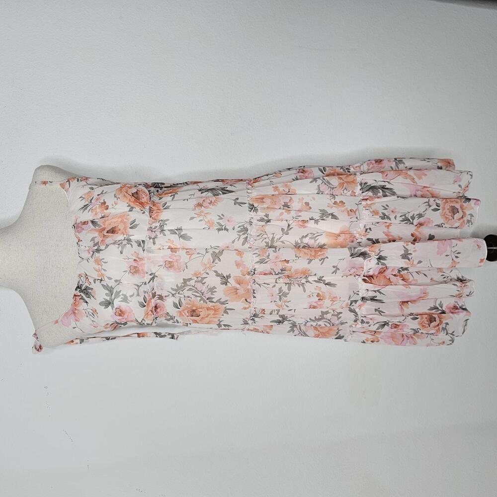 NWOT Women's Pink Floral Dress Size Small